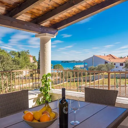 Irena With Sea View *