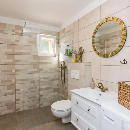 Irena With Sea View * Žman