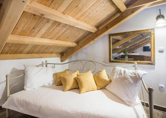 Irena With Sea View Holiday home Zman