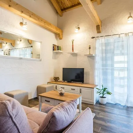 Irena With Sea View Holiday home