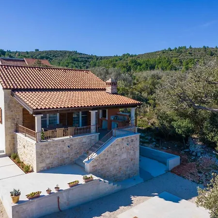 Irena With Sea View Zman